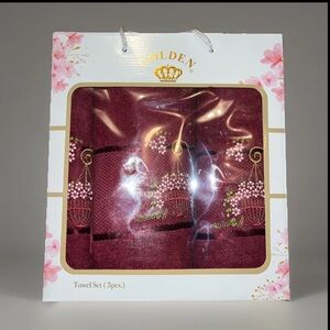 High Quality Golden 3-Pc Towel Set Embroidered Flower 🌺 W/Water Can & Butterfly